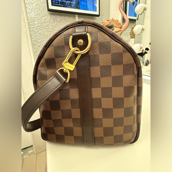 LV Speedy 30 Bandouliere Damier Ebene Shoulder Bag Brown. - Picture 14 of 16